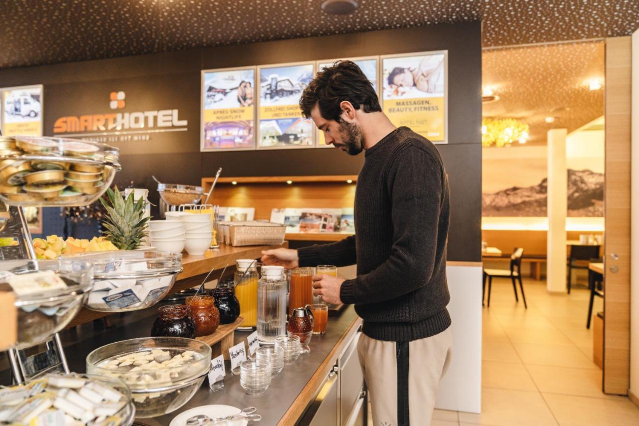 斯玛特酒店 萨姆瑙恩 外观 照片